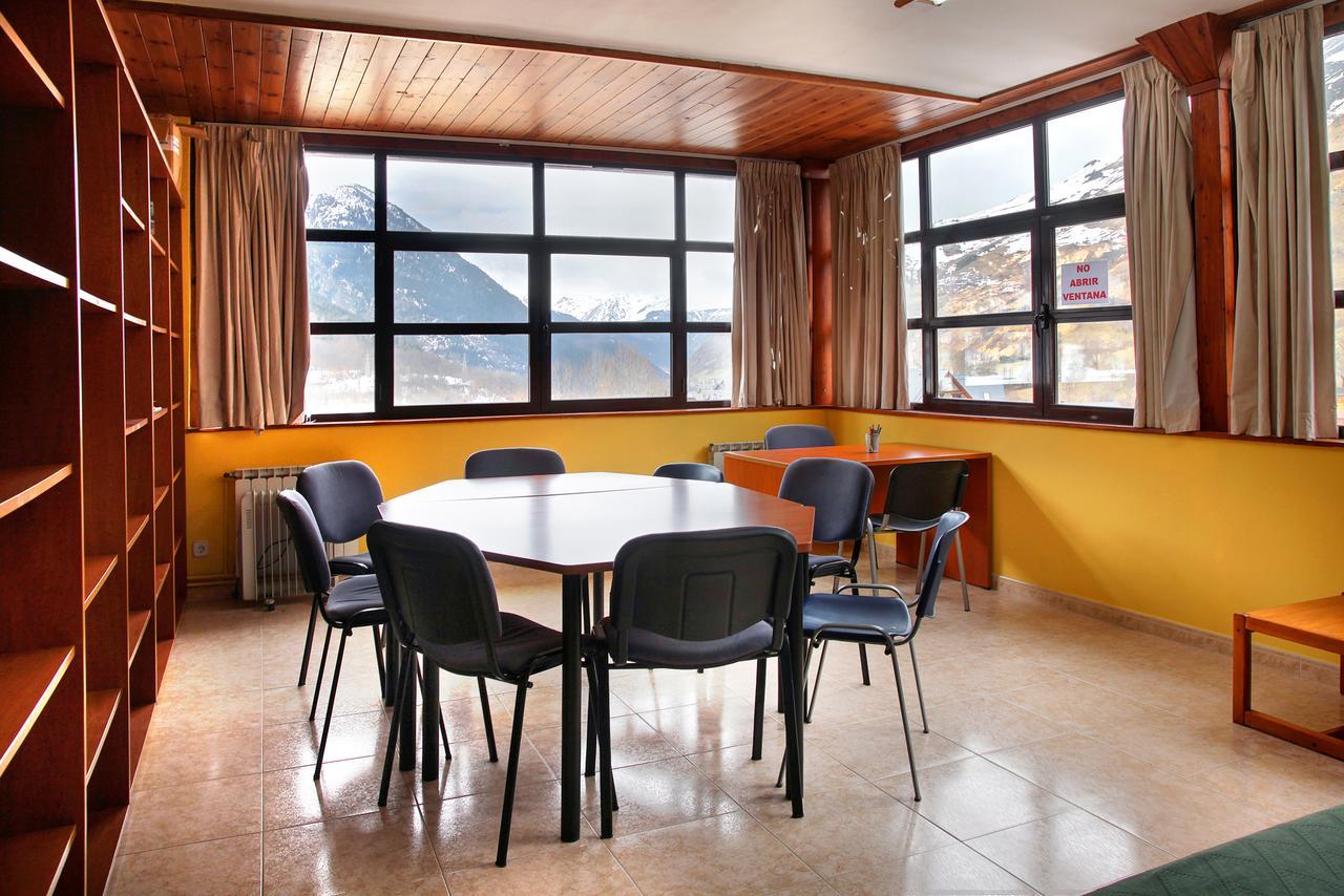 Albergue Era Garona サラルデュ エクステリア 写真